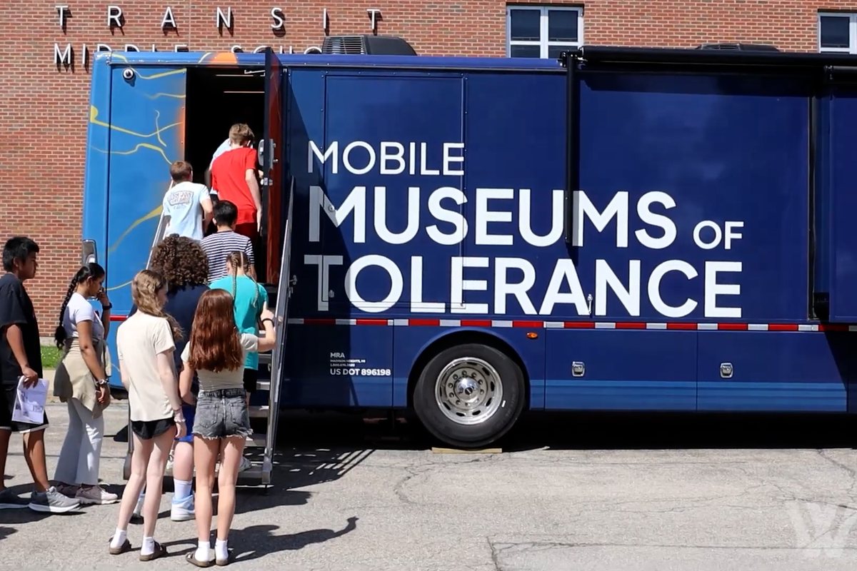 Mobile Museum of Tolerance